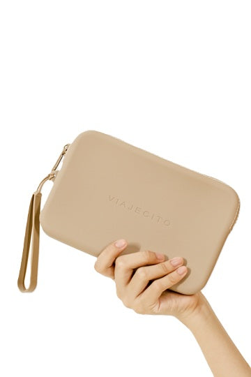 Fog Clutch With Fog Zipper
